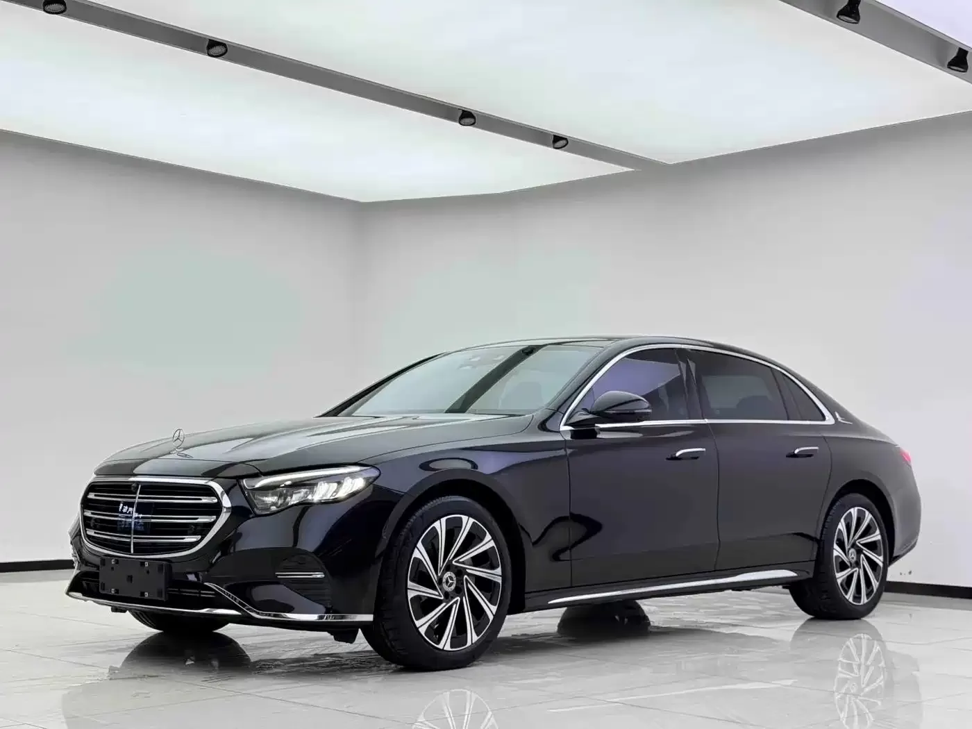 Used Mercedes-Benz Mercedes-Benz E-Class 2024 Model E 300 L Luxury
