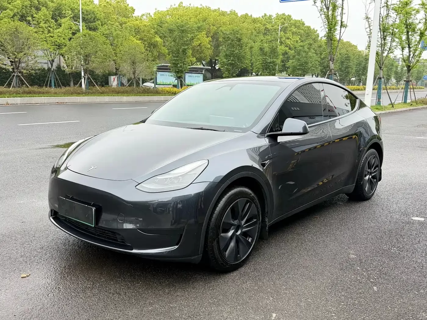 Used Tesla Model Y 2024 Rear-Wheel Drive Version